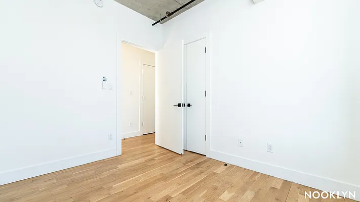 Rented by Nooklyn NYC LLC | media 20