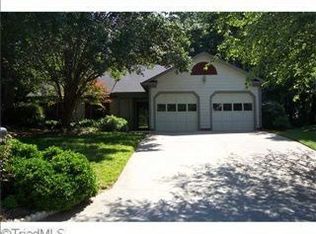6304 River Hills Dr, Greensboro, NC 27410