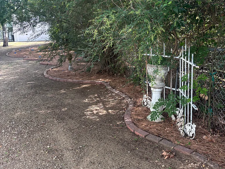 4214 McNutt St — Photo 27
