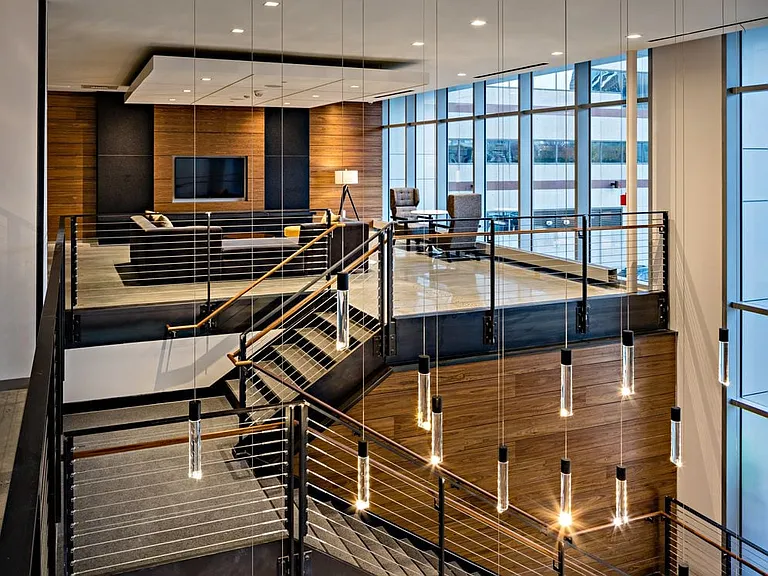 Leasing Lobby