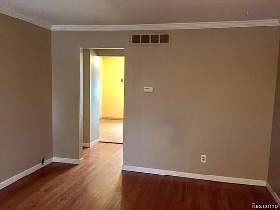 5th image of 29240 Brittany Dr #32