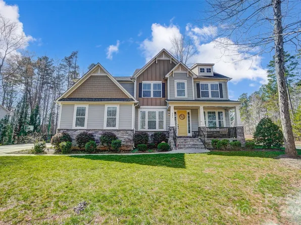 8204 Aspen Ct, Mint Hill, NC 28227
