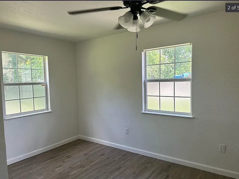 3535 Mission Dr — Photo 3