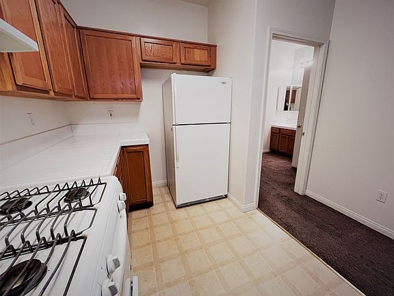 4th image of 531 Yellow Meadow Ct #C