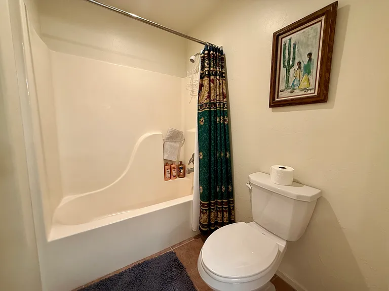 4685 S Tropicana Dr — Photo 12