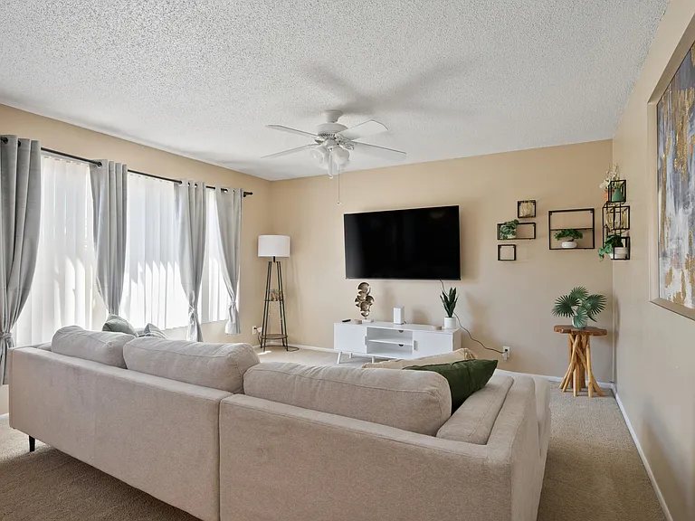 1310 S Pima Dr #11 — Photo 2