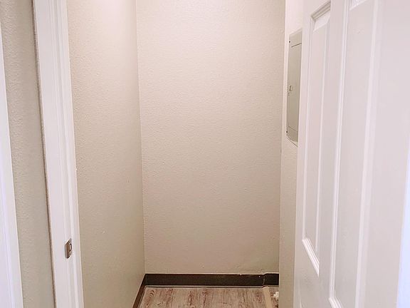 4th image of 738 4th Ave NE APT 1004