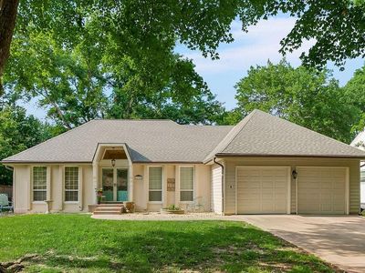 12306 W 102nd St, Lenexa, KS, 66215