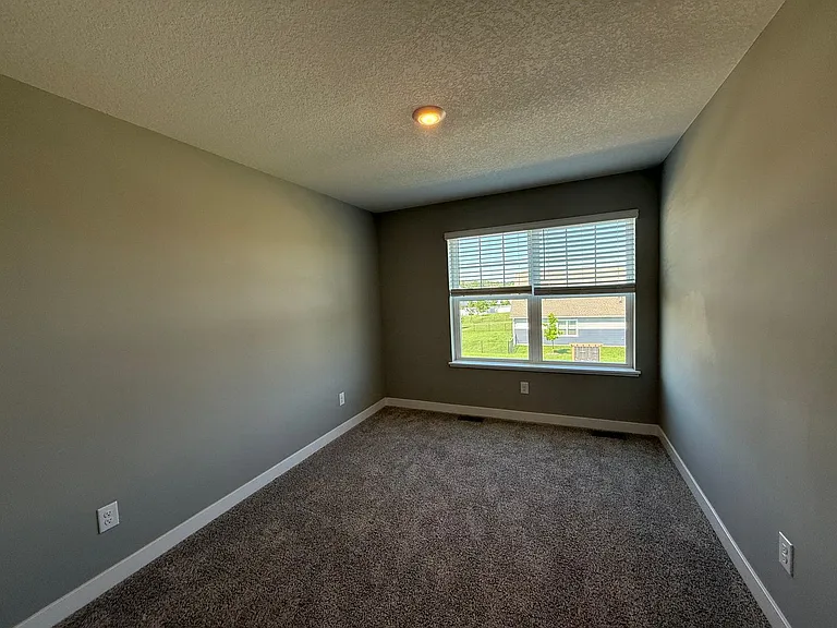 13144 Zachary Ln N — Photo 25