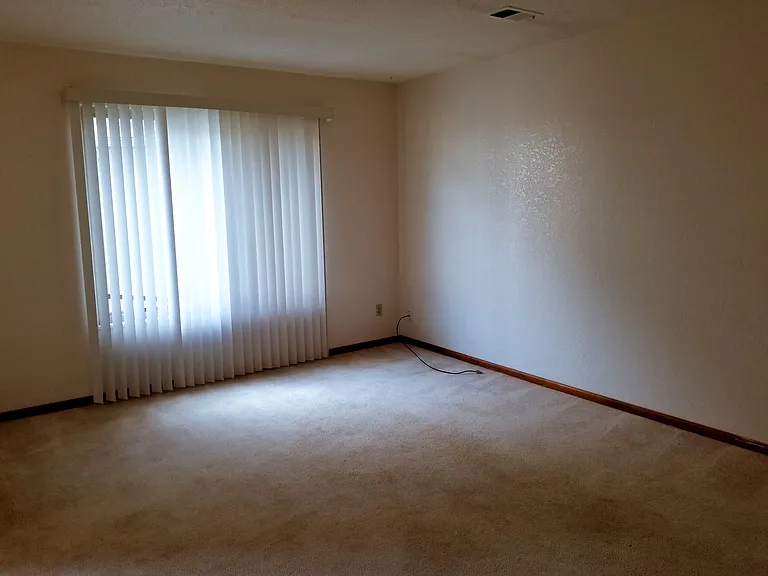 916 44th Avenue Ct #28 — Photo 25