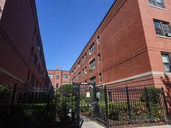 5744 N Winthrop Ave, Chicago, IL