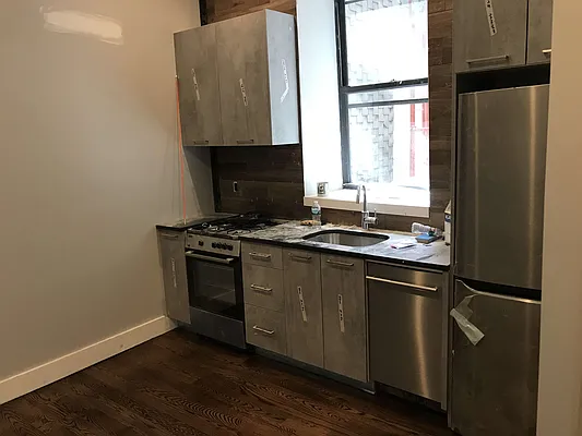 Rented by Nooklyn NYC LLC | media 21