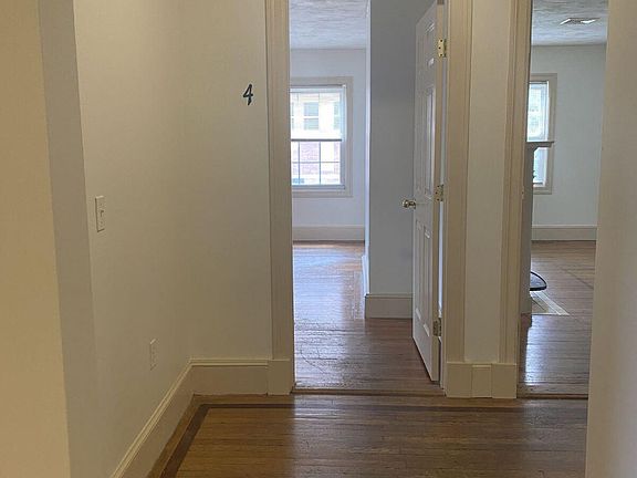 2nd image of 112 Waterman St Unit 7