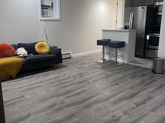 4th image of 41 Colin St Floor 2
