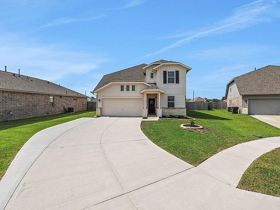 4th image of 14743 Sweetwater Dr