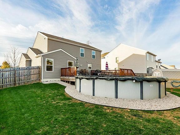 3rd image of 3962 Ponds Edge St