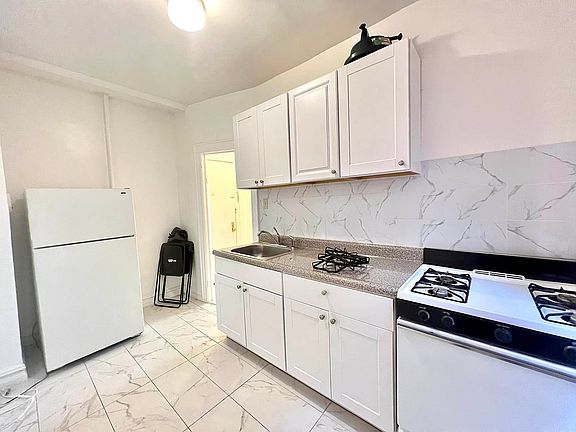 3rd image of 3166 Coney Island Ave APT C3