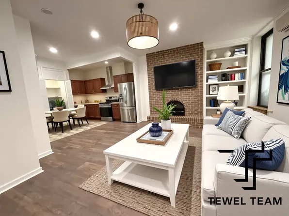 306 East 105th Street image 2 of 24