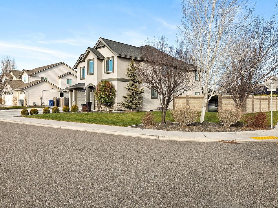 1st image of 1303 Kensington Way