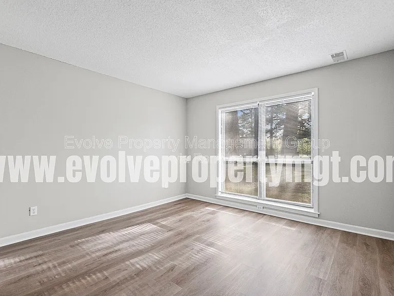 5535 Quail Thicket Dr — Photo 10