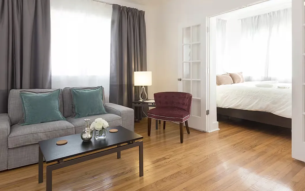 1 bed, 500 sqft, $1,900 — Photo 1