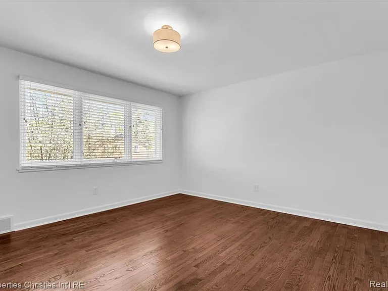 1035 N Old Woodward Ave #5 — Photo 19