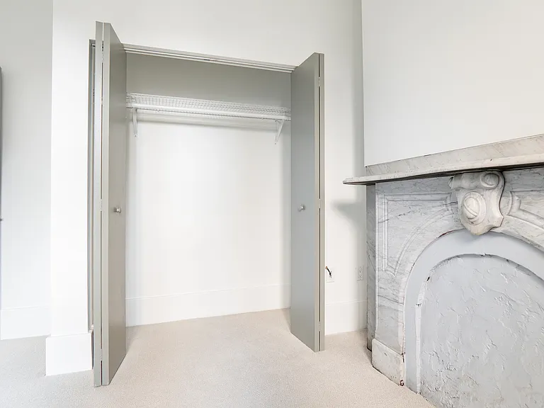4402 Butler St #101 — Photo 10