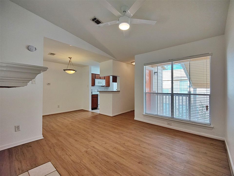 1st image of 3506 Cove View Blvd APT 1316