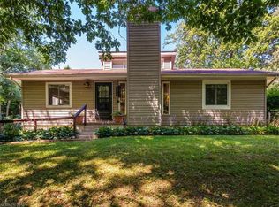 27 Baker Dr, Asheville, NC 28806