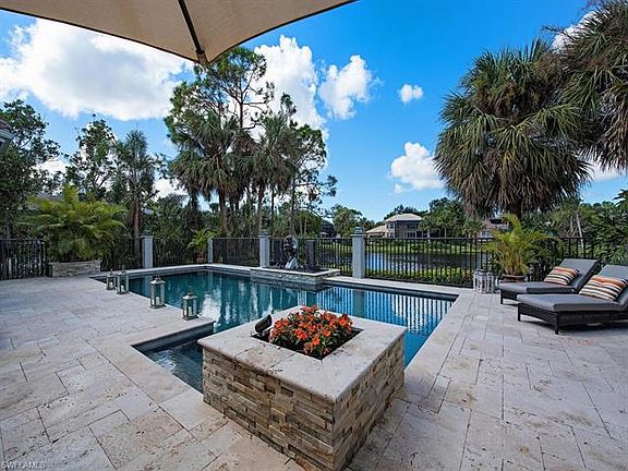 4th image of 27921 Riverwalk Way
