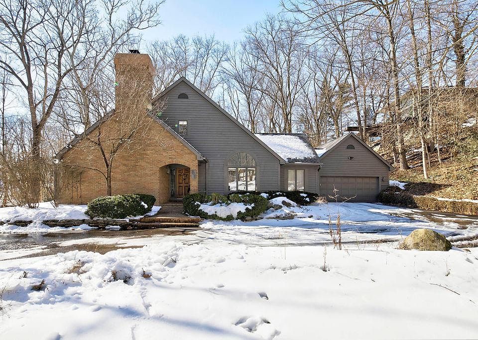 1st image of 540 Overbrook Dr