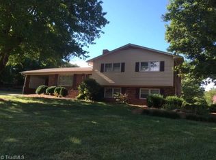 327 Northside Dr, Lexington, NC 27295