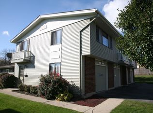 1439 Tonset Ln, Schaumburg, IL 60193