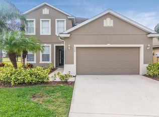 332 Wishing Well Cir SW, Palm Bay, FL 32908
