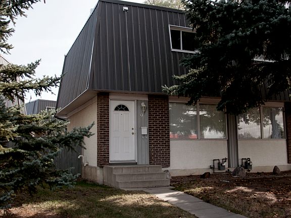 2nd image of 1601 23rd St N Unit 9