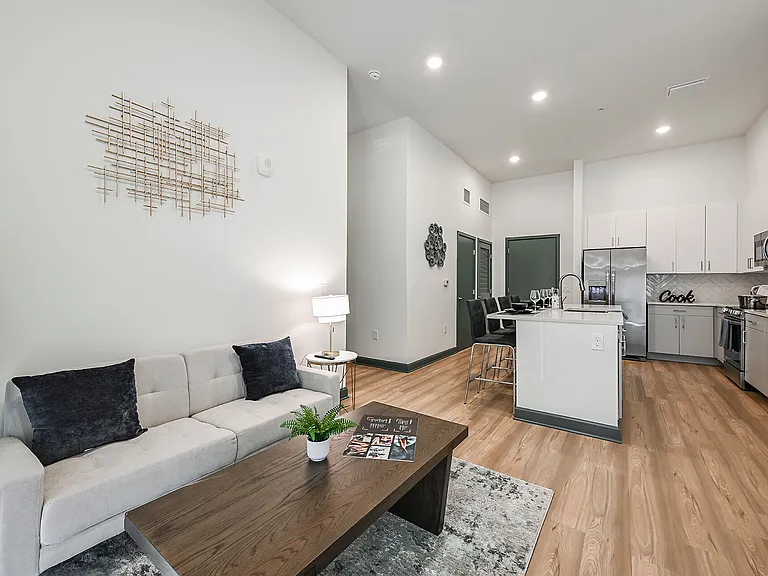 Apollo Apartments — Photo 11