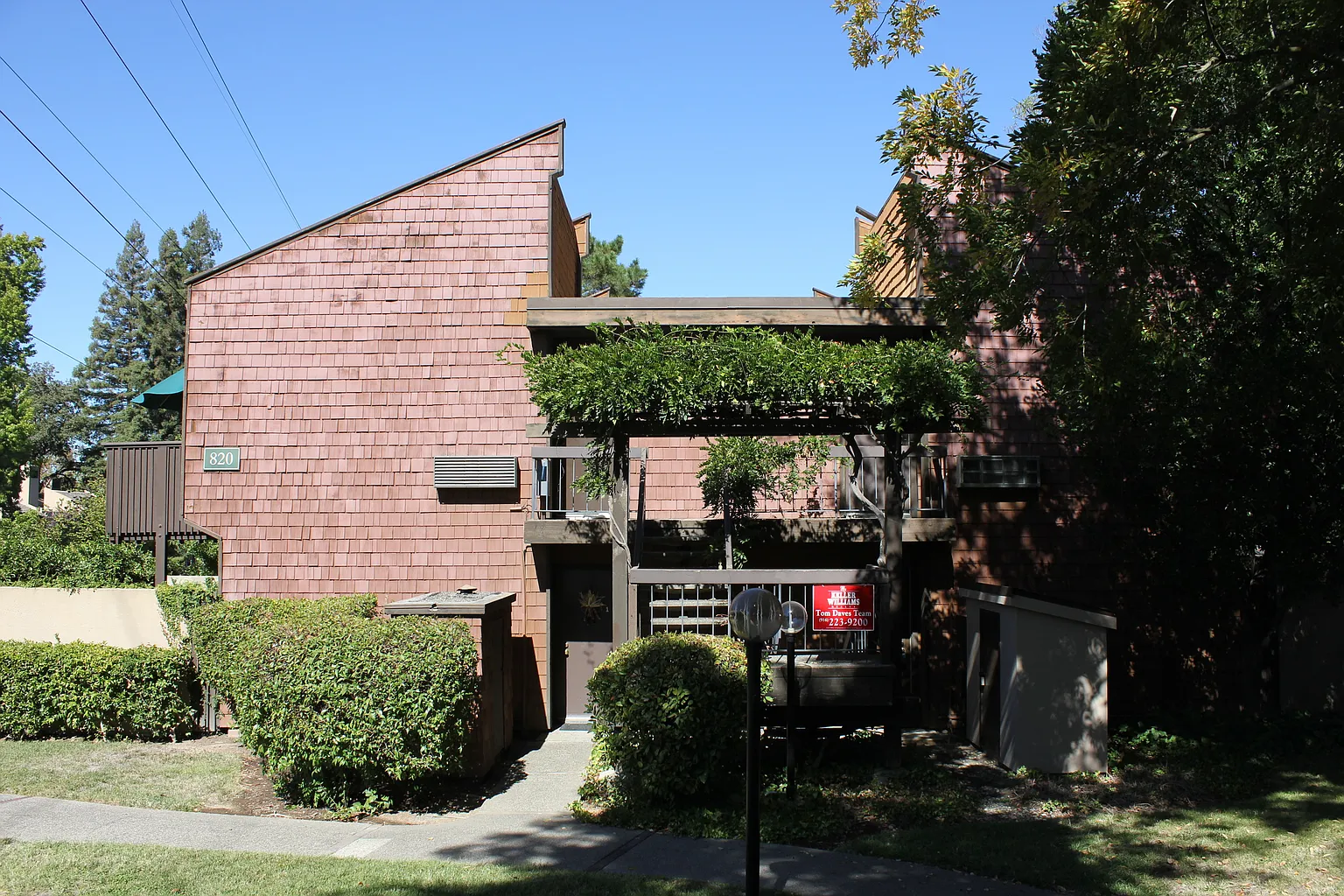 820 Woodside Ln E Unit 5 photo 1