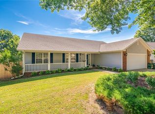 3254 N Autumn Ct, Fayetteville, AR 72703