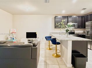 1053 NW 4th Ter, Florida City, FL 33034