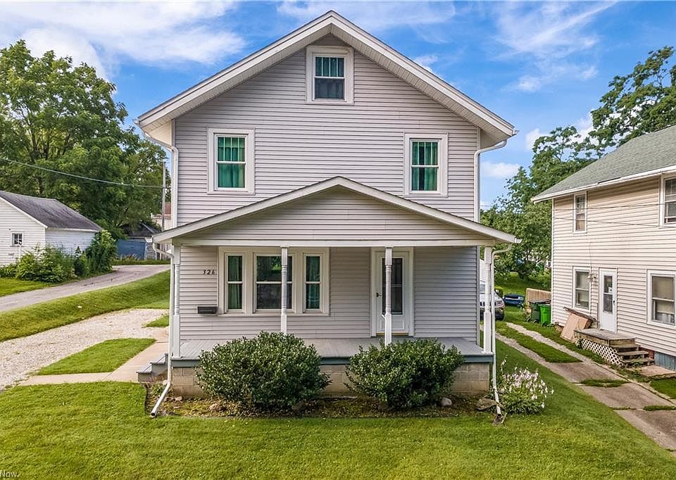 1st image of 326 Saybolt Ave