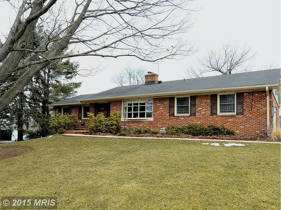 1st image of 13513 Cleveland Dr