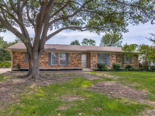 3170 Golfing Green Dr, Farmers Branch, TX 75234