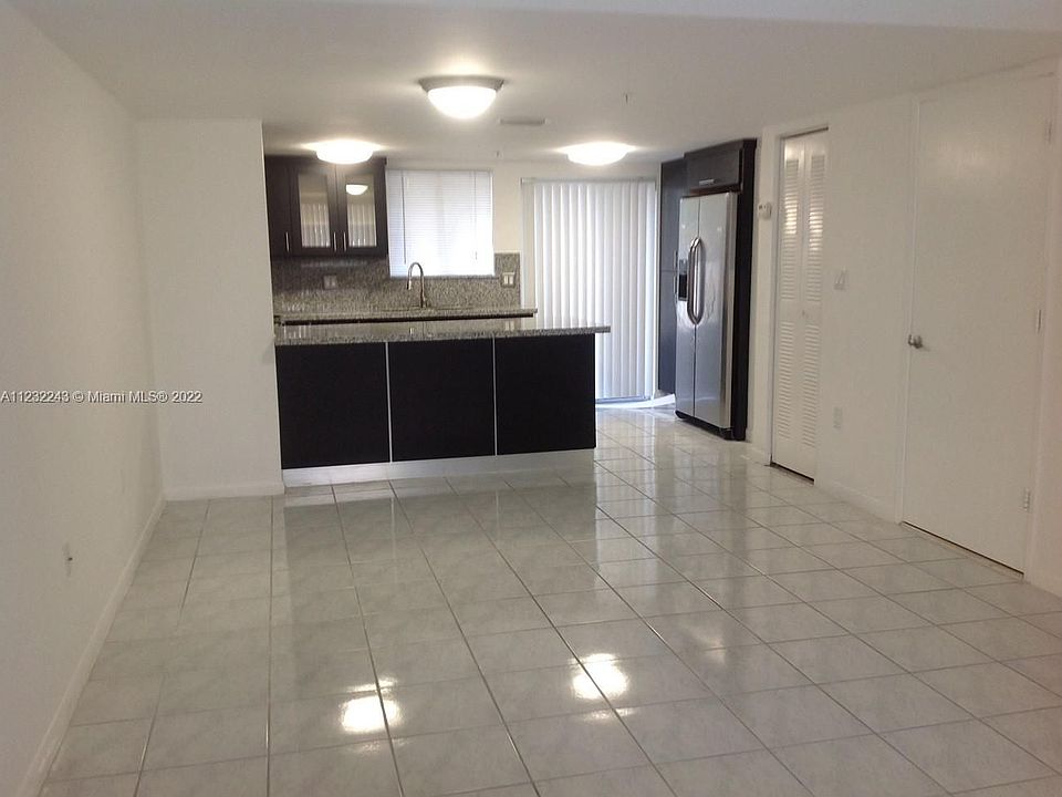 1st image of 611 NW 82nd Ave APT 303