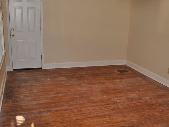 5th image of 3720 Walter Ave #1