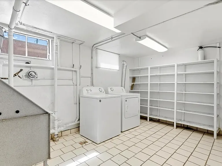 3835 Pierce St — Photo 26