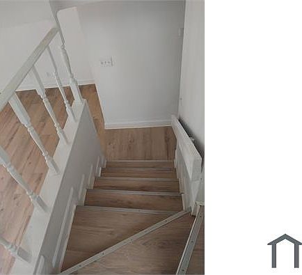 5th image of 429 Rue De Chateau
