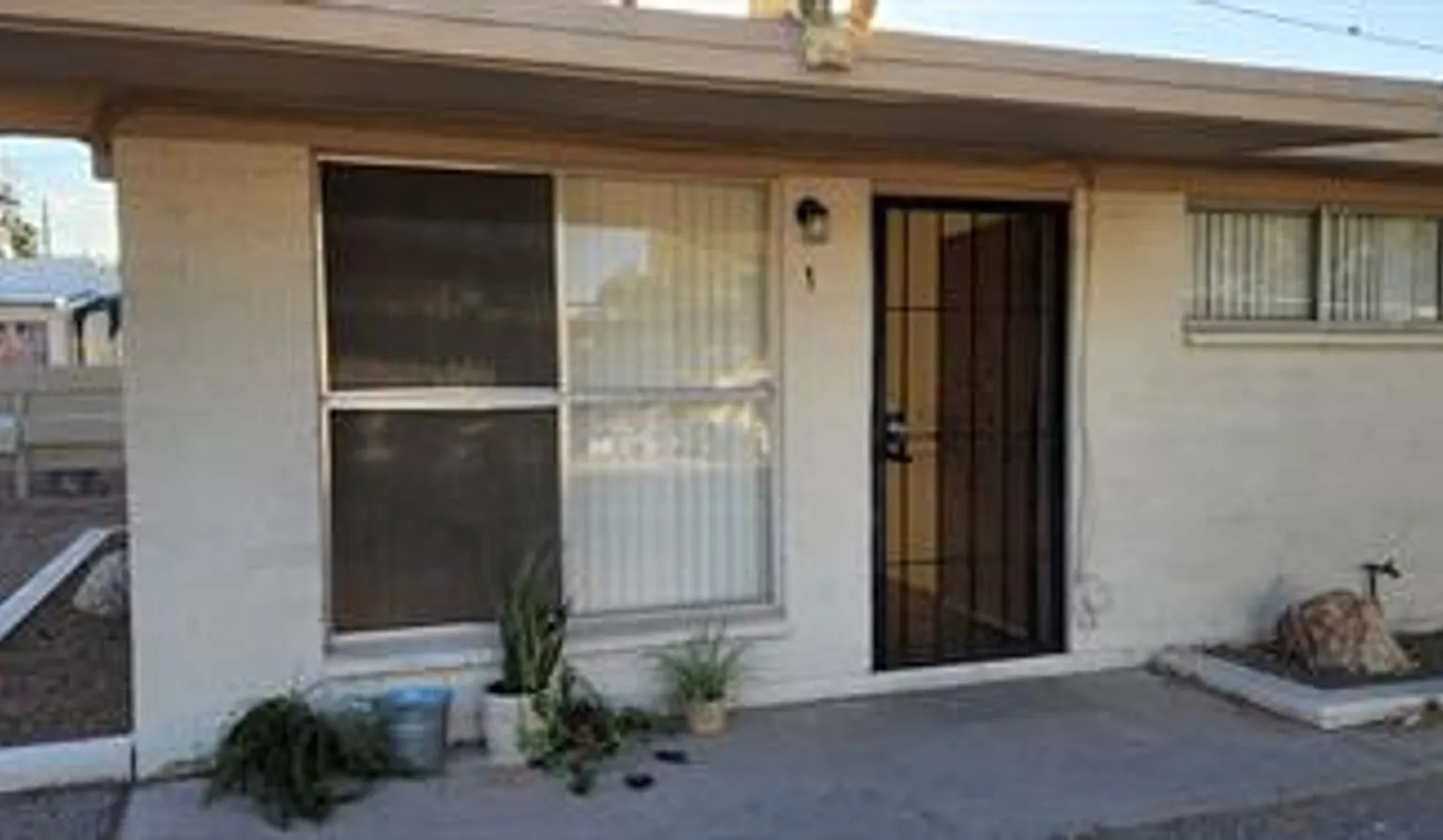 3423 East Flower Street — Photo 1