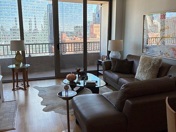 2nd image of 200 N Jefferson St APT 2307