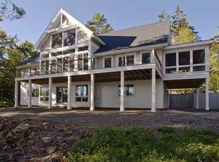 3 Penobscot Ln, Owls Head, ME 04854