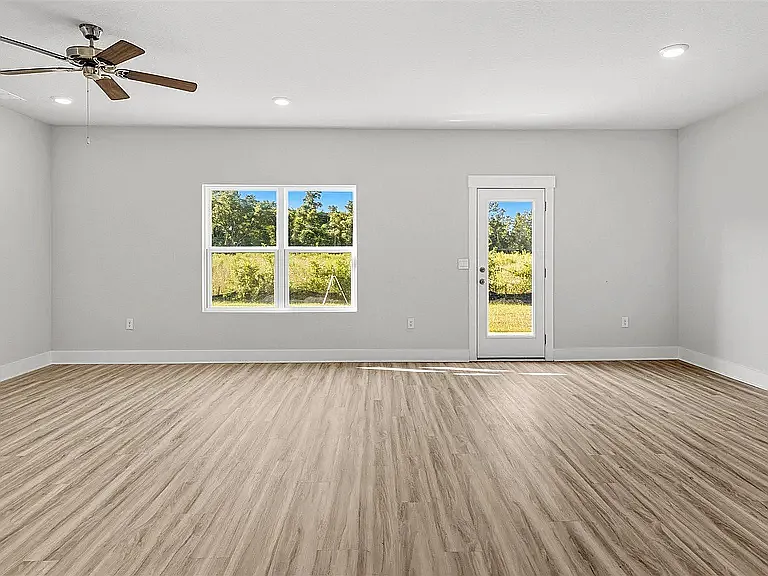 5583 Clarity St — Photo 11
